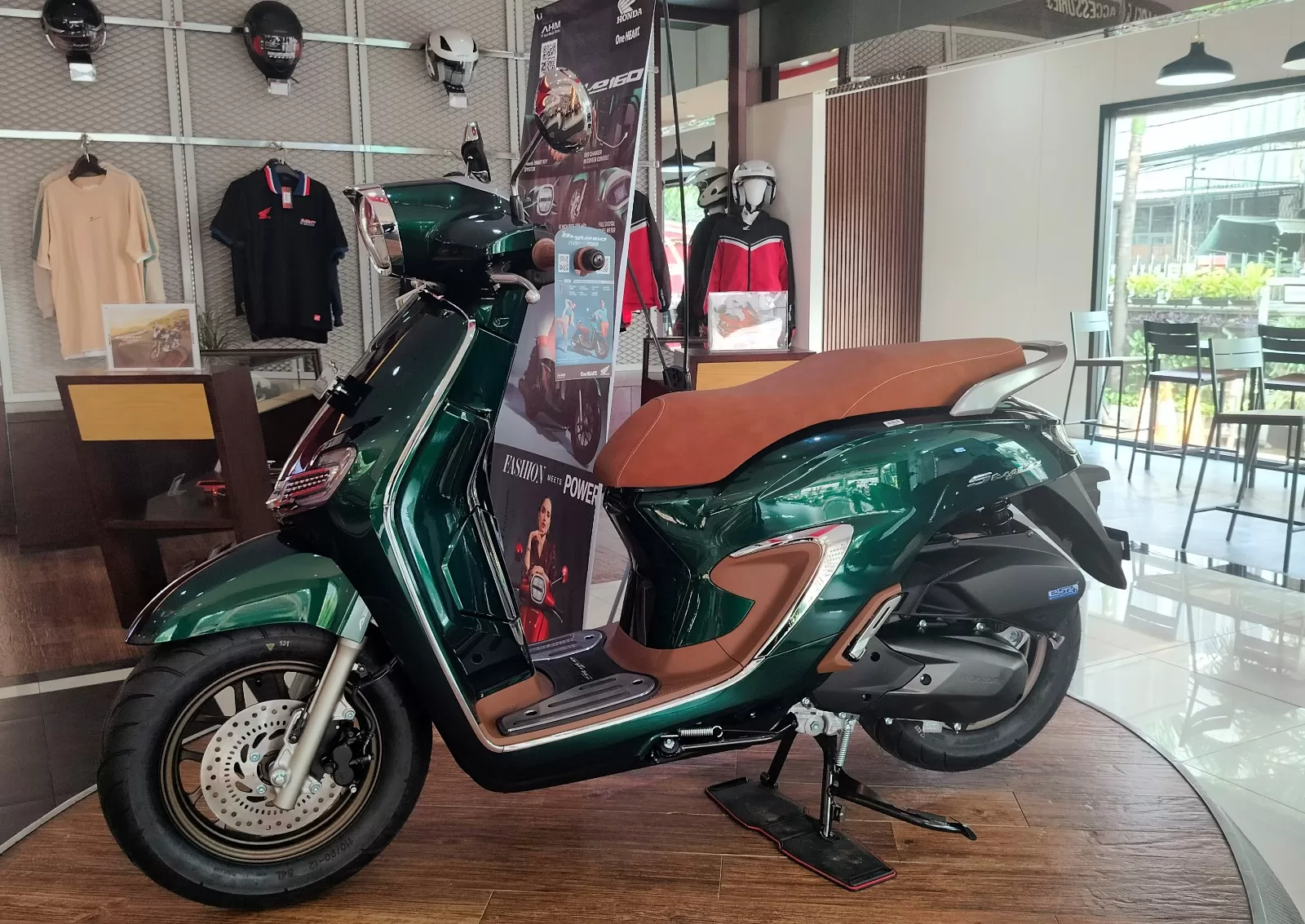 Honda Stylo 160.