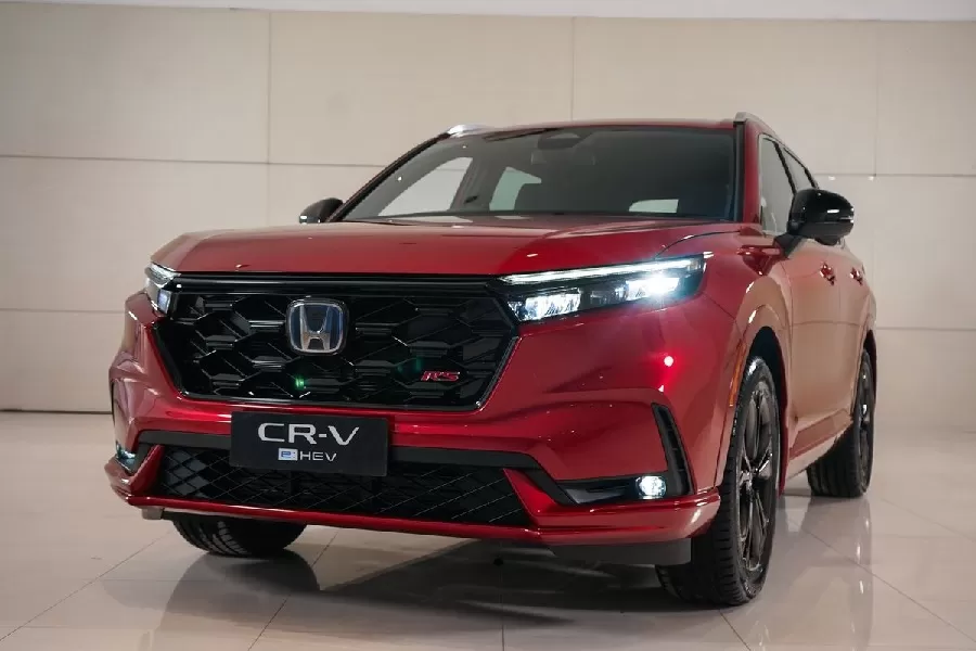 Honda CR-V Hybrid 2024, solusi ramah lingkungan dengan performa tinggi.