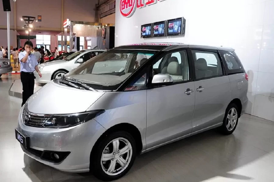 BYD sedang mempersiapkan peluncuran MPV listrik terbaru mereka, M6, di Indonesia dan telah dilangsungkan uji coba.