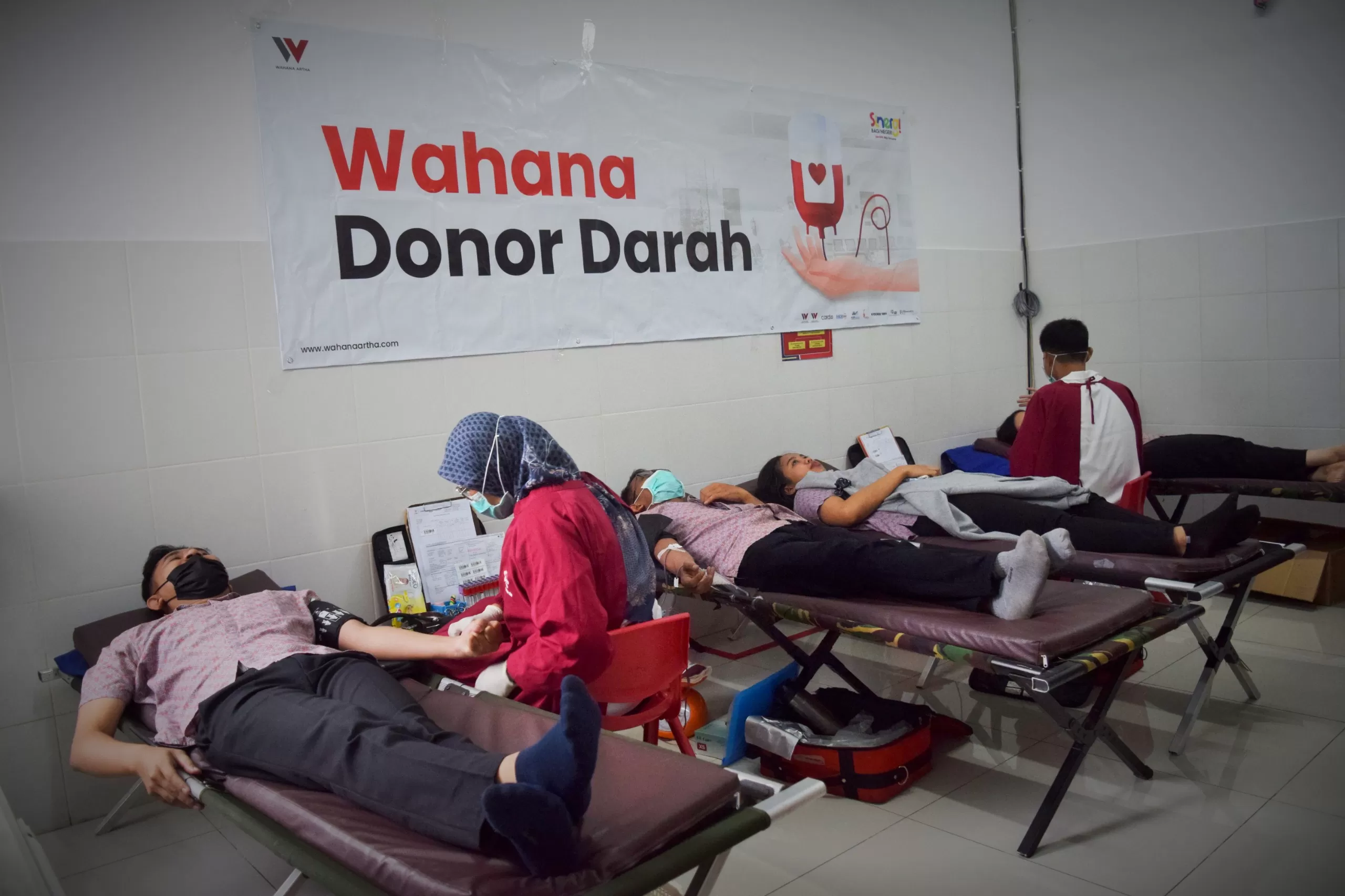 Wahana Artha Group menggelar aksi sosial donor darah sebagai rangkaian Road to 52 WAG.