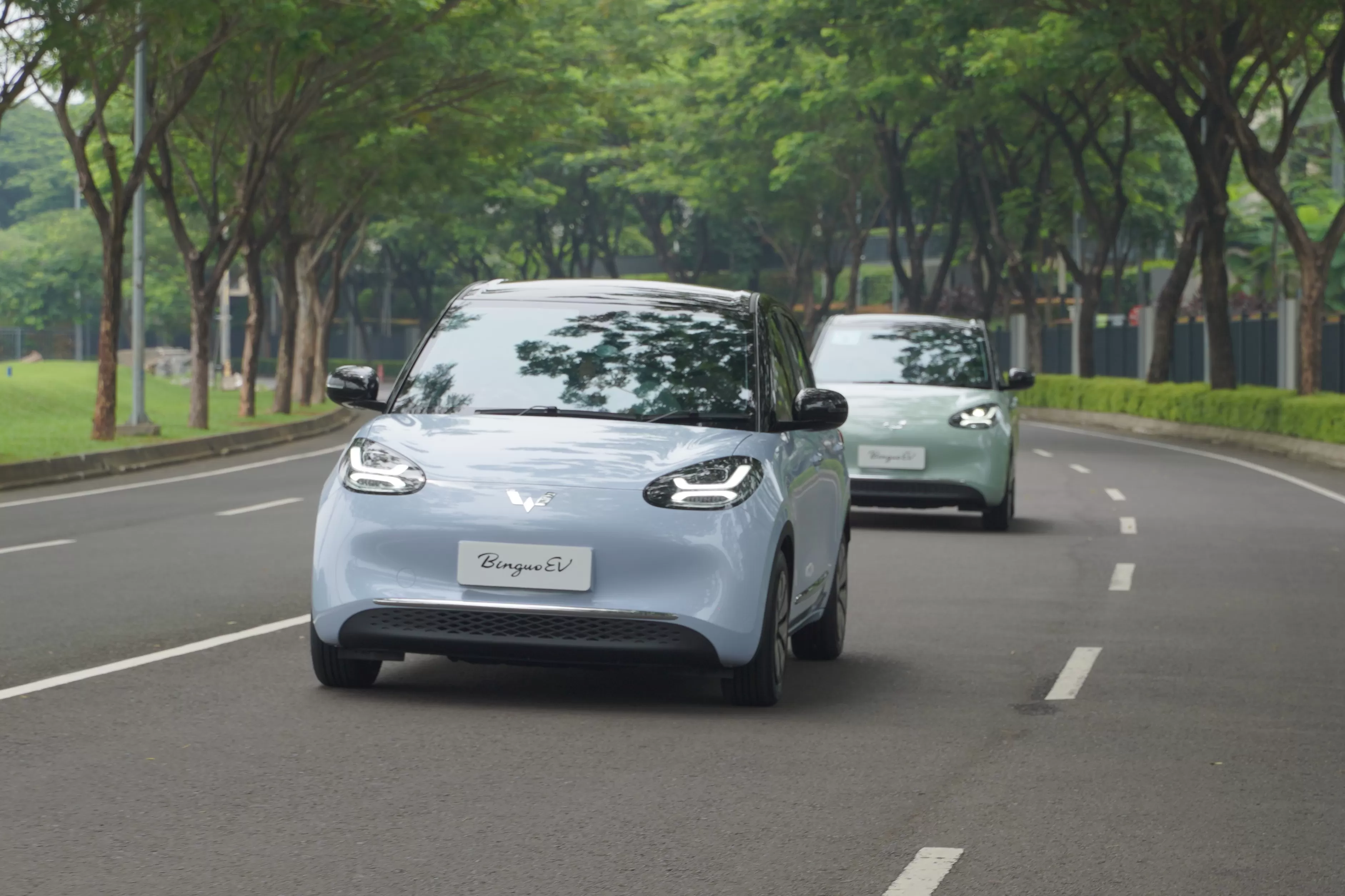 Konsumen juga dapat menikmati program Extensive Free Maintenance yang meliputi gratis biaya jasa dan suku cadang sebanyak 16 kali perawatan berkala sesuai dengan buku servis untuk setiap pembelian Air