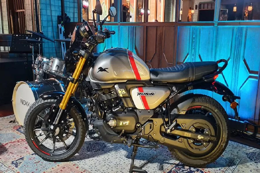 TVS Ronin Nimbus.