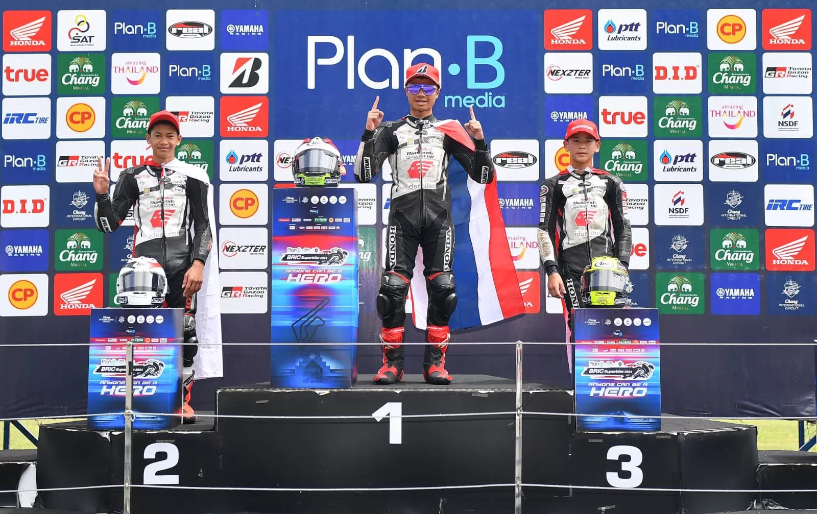 Pebalap binaan PT Astra Honda Motor (AHM) Muhammad Badly Ayatullah Massorong menang di ajang balap Honda Thailand Talent Cup 2024.