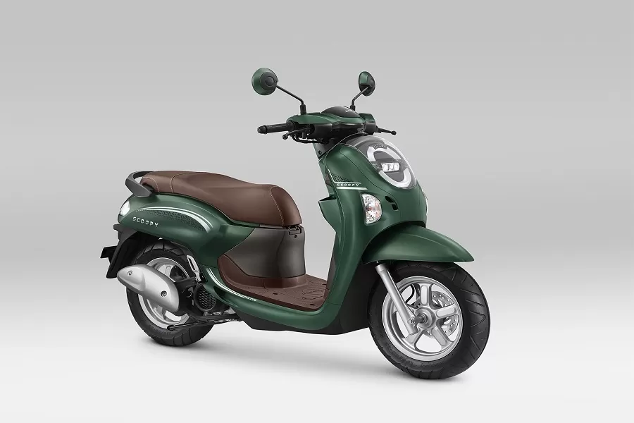 New Honda Scoopy lebih bertenaga dan hemat bahan bakar.