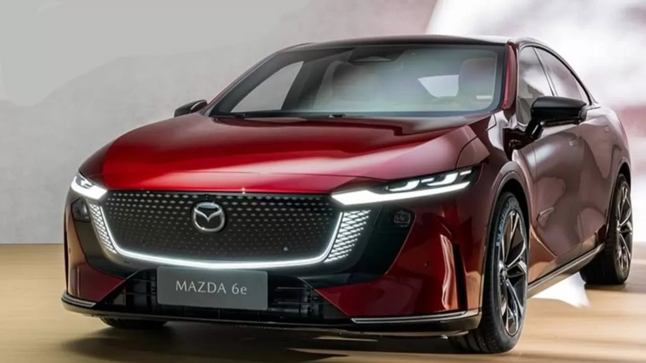 Mazda 6e.