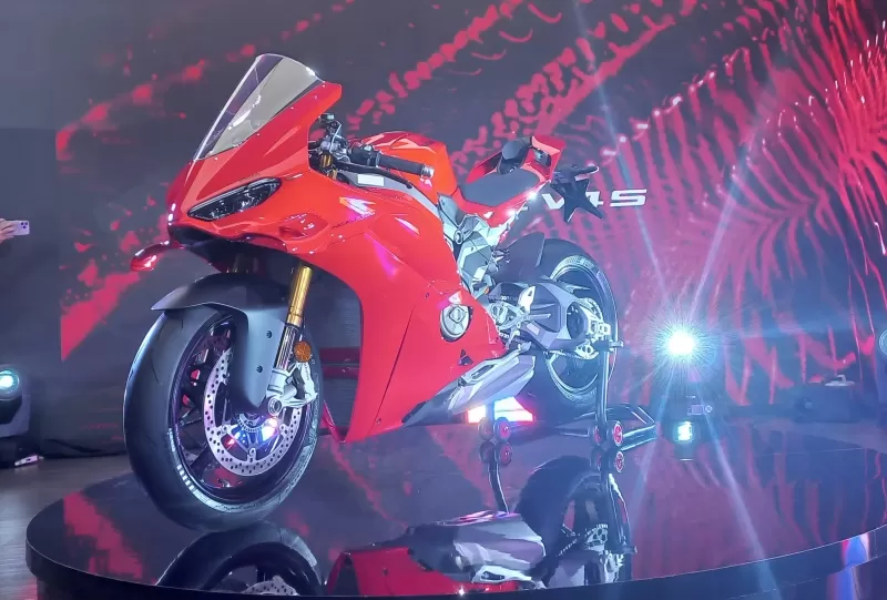 Ducati Panigale V4 S