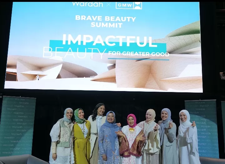 Paragon Corp Memberikan Sumbangan untuk Palestina dan mengadakan Acara Wardah Brave Beauty Summit (GENMUSLIM.id/dok: Wardah)