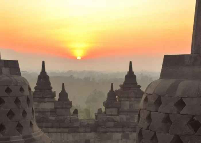 10 Teori Candi Borobudur Dibangun Oleh Pasukan Nabi Sulaiman AS Yang ...