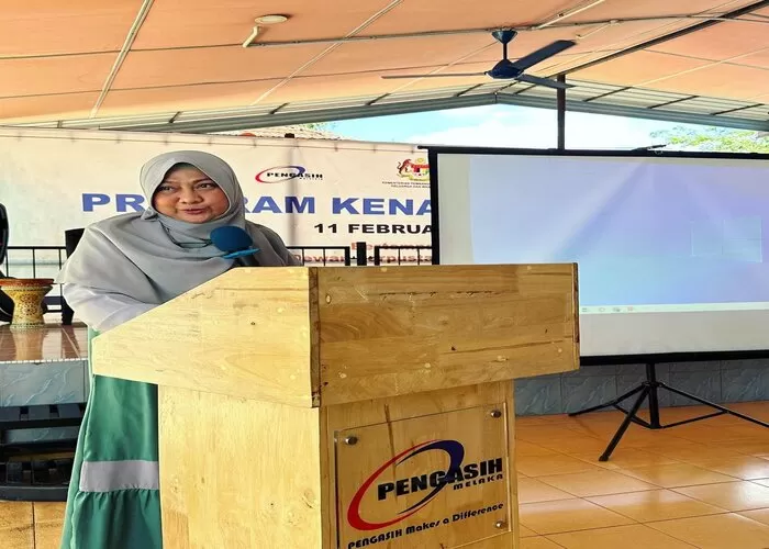 Memberi Nasehat Kepada Anak Laki-laki dengan Tips Ala dr Aisah Dahlan  ((Foto: GENMUSLIM.id/dok: instagram @draisahdahlan))