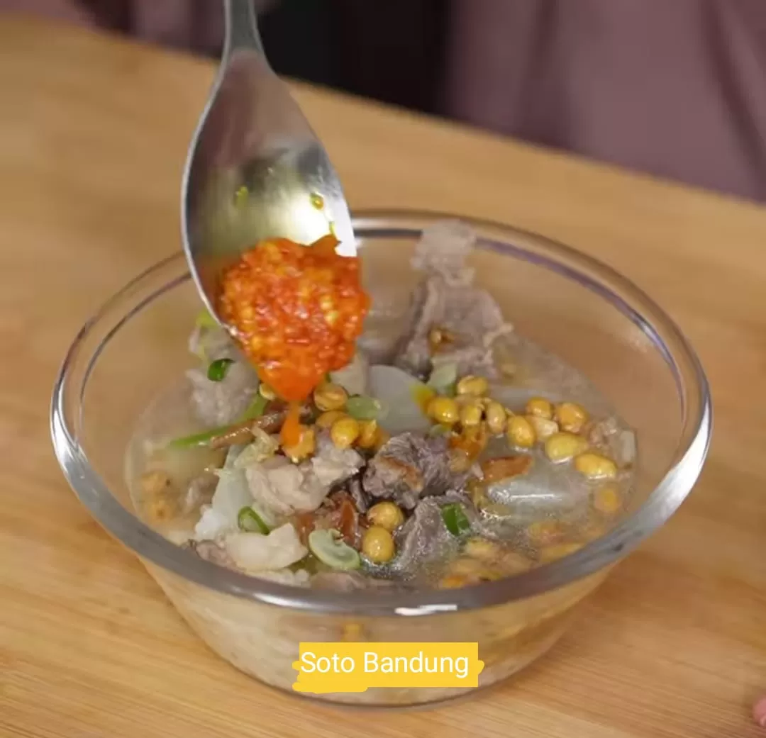Menu Sahur Ramadhan Resep Soto Bandung, Soto Bening (GENMUSLIM.id / Dok: Instagram @devyanastasia)