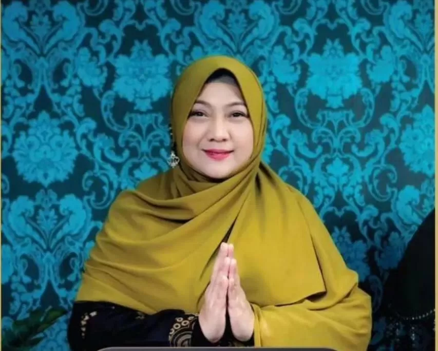 dr Aisah Dahlan, praktisi dan peneliti Neuroscience. ((Foto: GENMUSLIM.id/dok Instagram @draisahdahlan))