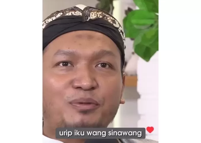 Ustadz salim A Fillah ((GenMuslim.id/Dok: Instagram @salimafillah_official))