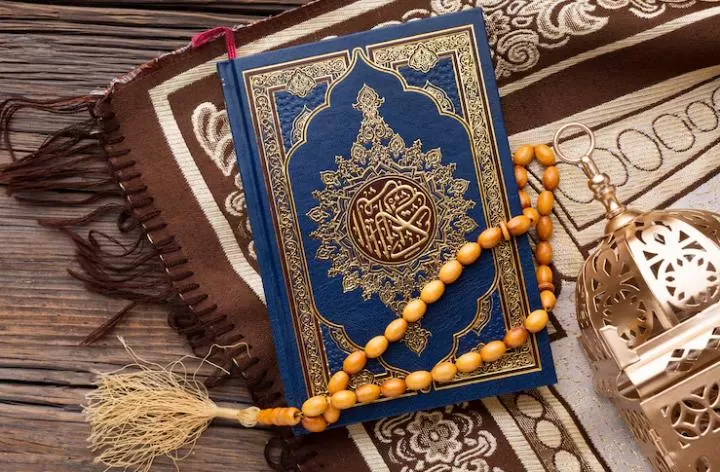 Sejarah Penulisan dan Pemeliharaan Al Quran di Zaman Nabi Muhammad Saw (Genmuslim.id/Dok: Freepik)
