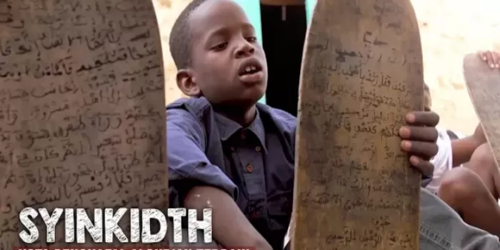 Kota Syinqith dengan salah satu Tradisi Menghafal Al-Quran Terbaik didunia (Foto: GENMUSLIM.id/dok: Youtube Lembaran Dunia)