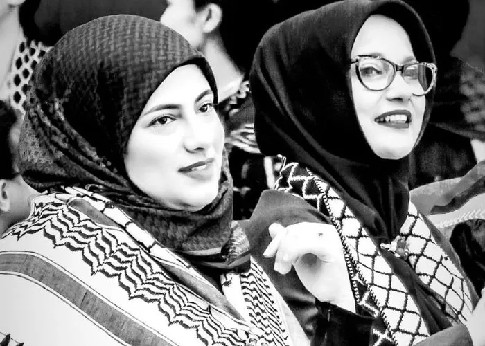 Wanita Gaza ucapkan bela sungkawa ketika Marissa Haque meninggal dunia dengan pujian. (foto: GENMUSLIM.id/Dok: Instagram @jinanmusliim)