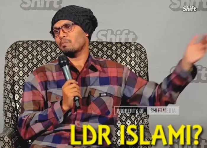 Ilustrasi Ustadz Hanan Attaki sedang memberikan tausiyah kepada jamaah dalam sebuah kajian. (Foto: GENMUSLIM.id/dok: YouTube Hanan Attaki)