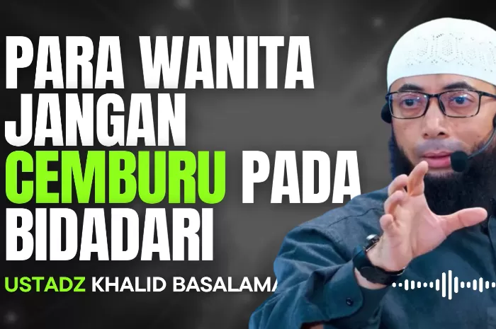 Penjelasan Ustadz Khalid Basalamah Mengenai  Perbandingan Antara Cantiknya Bidadari Surga dan Seorang Istri Sendiri (Foto: GENMUSLIM.id/dok: YouTube Hijra Hub)