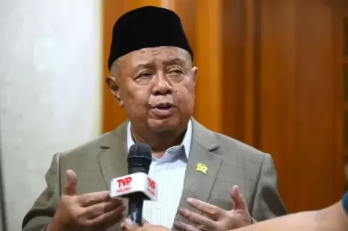Anggota Komisi X DPR RI Habib Syarief Muhammad menekankan Pentingnya Petunjuk Teknis (Juknis) Kenaikan Gaji Guru (Foto: GENMUSLIM.id/dok: dpr.go.id)