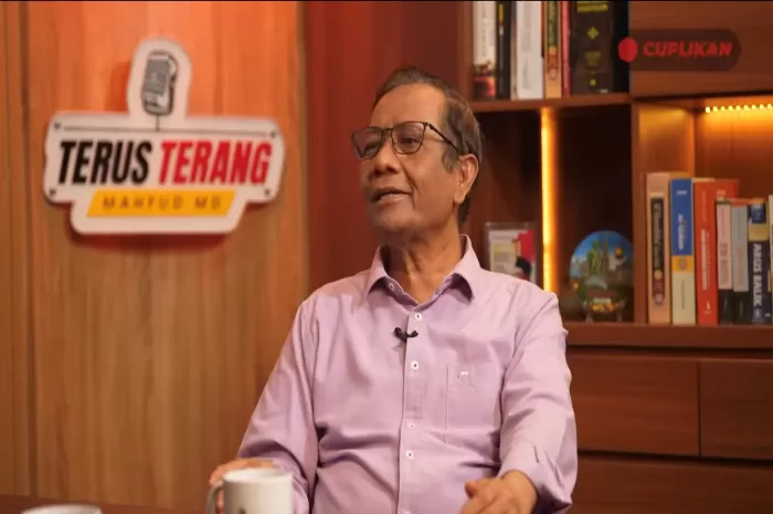 Mahfud MD bicara soal insiden driver ojol yang tewas terlindas mobil rantis BRIMOB (Foto: GENMUSLIM.id/dok: YouTube Mahfud MD)