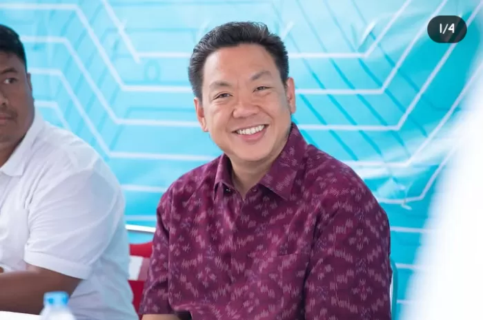 Charles Honoris Kader PDIP Adalah Dalang Dibalik Kadus Pagar Laut (Foto: GENMUSLIM.id/dok: Instagram @cornolishanoris)