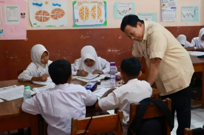 Pemerintah sudah tetapkan batas usia tunjangan anak bagi PNS sudah ditambahkan (Foto: GENMUSLIM.id/dok: Instagram @prabowo)
