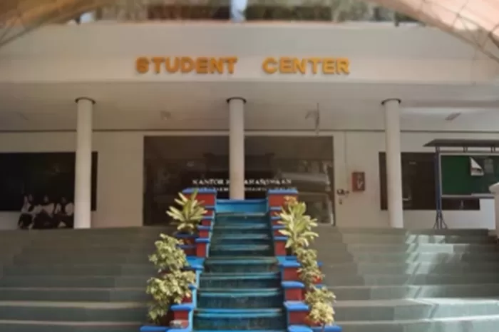 TOP 3 universitas terbaik swasta versi EduRank yang bisa dijadikan refrensi (Foto: GENMUSLIM.id/dok: Instagram @ummcampus)