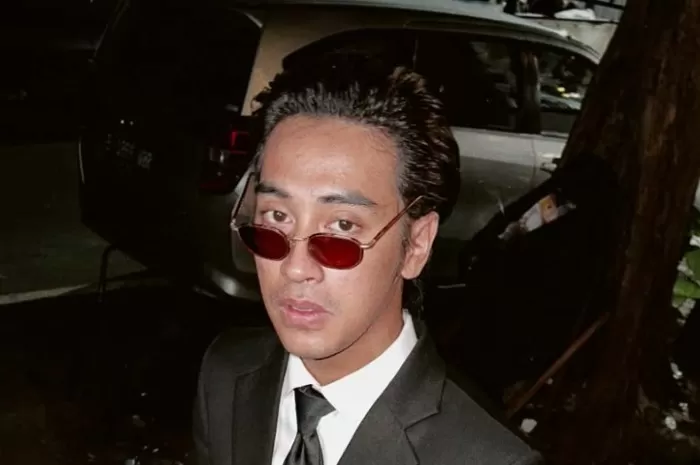 Alasan Abidzar baru menuntut netizen yang diduga telah menghina Umi Pipik sekarang (Foto: GENMUSLIM.id/dok: Instagram @abidzar73)