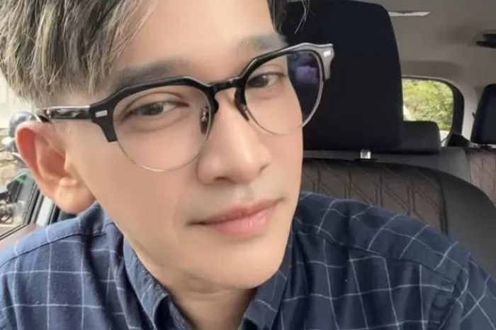 Potret artis Ruben Onsu yang menjadi salah satu calon jemaah haji yang batal berangkat karena visa furoda tak terbit (Foto: GENMUSLIM.id/dok: Instagram @ruben_onsu)