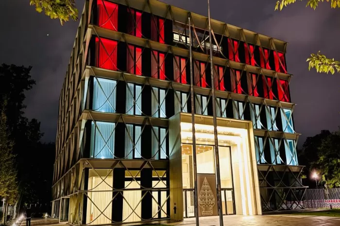 Kantor KBRI Teheran, di Iran (Foto: GENMUSLIM.id/dok: indonesianembassy.de)