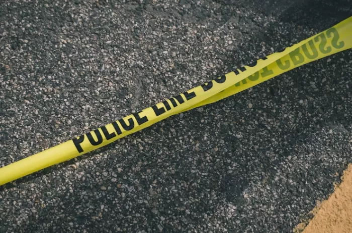 Foto Ilustrasi - Polisi menegaskan tidak ada barang hilang dalam kasus kematian diplomat muda Kemlu di Menteng (Foto: GENMUSLIM.id/dok: Unsplash/JasonRojas)