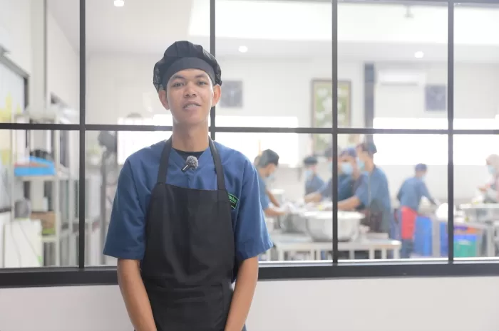 Ahmad Baidawi, salah satu warga yang bersyukur dengan adanya program MBG (Foto: GENMUSLIM.id/dok: Promedia)