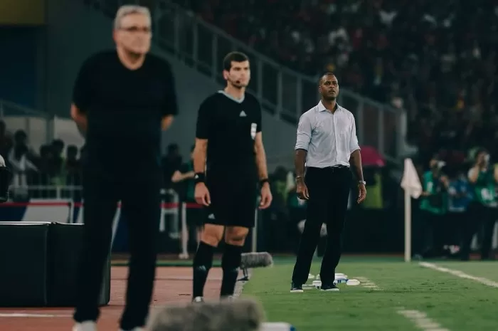 Pelatih Timnas Indonesia, Patrick Kluivert menghadapi tekanan besar jelang laga krusial melawan Arab Saudi dan Irak di Round 4 (Foto: GENMUSLIM.id/dok: Instagram @patrickkluivert9)