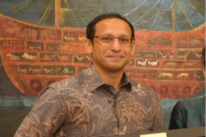 Mantan Mendikbudristek, Nadiem Makarim telah menjalani sidang perdana pra-peradilan dalam kasus dugaan korupsi pengadaan laptop Chromebook (Foto: GENMUSLIM.id/dok: kemendikdasmen.go.id)