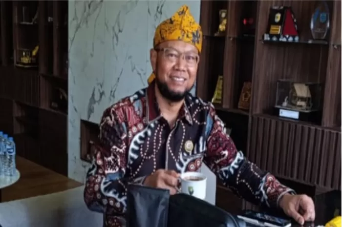 Prof. Ojat Darojat, Deputi Bidang Peningkatan Kualitas Pendidikan di Kemenko PMK, menegaskan bahwa program MBG memiliki arti strategis bagi keberlangsungan pendidikan anak-anak Indonesia (Foto: GENMUSLIM.id/dok: TiNewws.com)
