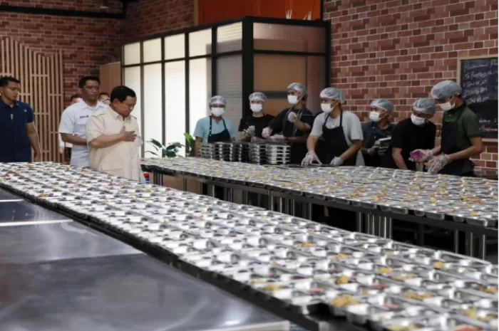 Presiden Prabowo optimis bahwa MBG bisa menjadi salah program yang bisa berkontribusi mencapai pertumbuhan ekonomi 8 persen (Foto: GENMUSLIM.id/dok: Instagram @prabowo)