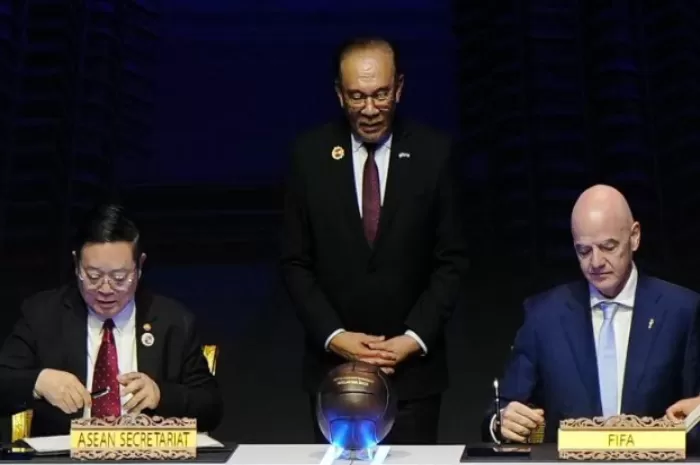 Menyoroti kompetisi baru yang resmi diluncurkan FIFA bertajuk ASEAN Cup di kawasan Asia Tenggara (Foto: GENMUSLIM.id/dok: X @FIFAMedia)