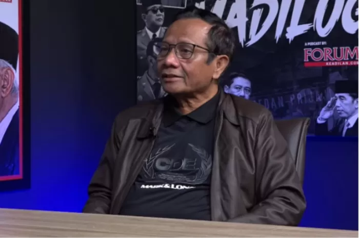 Mahfud MD menyampaikan beberapa persoalan serius dalam institusi Polri (Foto: GENMUSLIM.id/dok: YouTube Forum Keadilan TV)