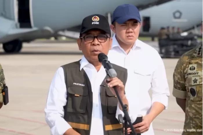 Menko PMK, Pratikno menyebut Operasi Modifikasi Cuaca (OMC) telah mulai diterbangkan untuk mengalihkan potensi hujan deras di sejumlah kawasan di Sumatera (Foto: GENMUSLIM.id/dok: YouTube Sekretariat Presiden)