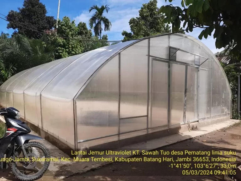 Kelompok Tani Jambi Terima Bantuan Dumisake Ketahanan Pangan dari Gubernur Jambi