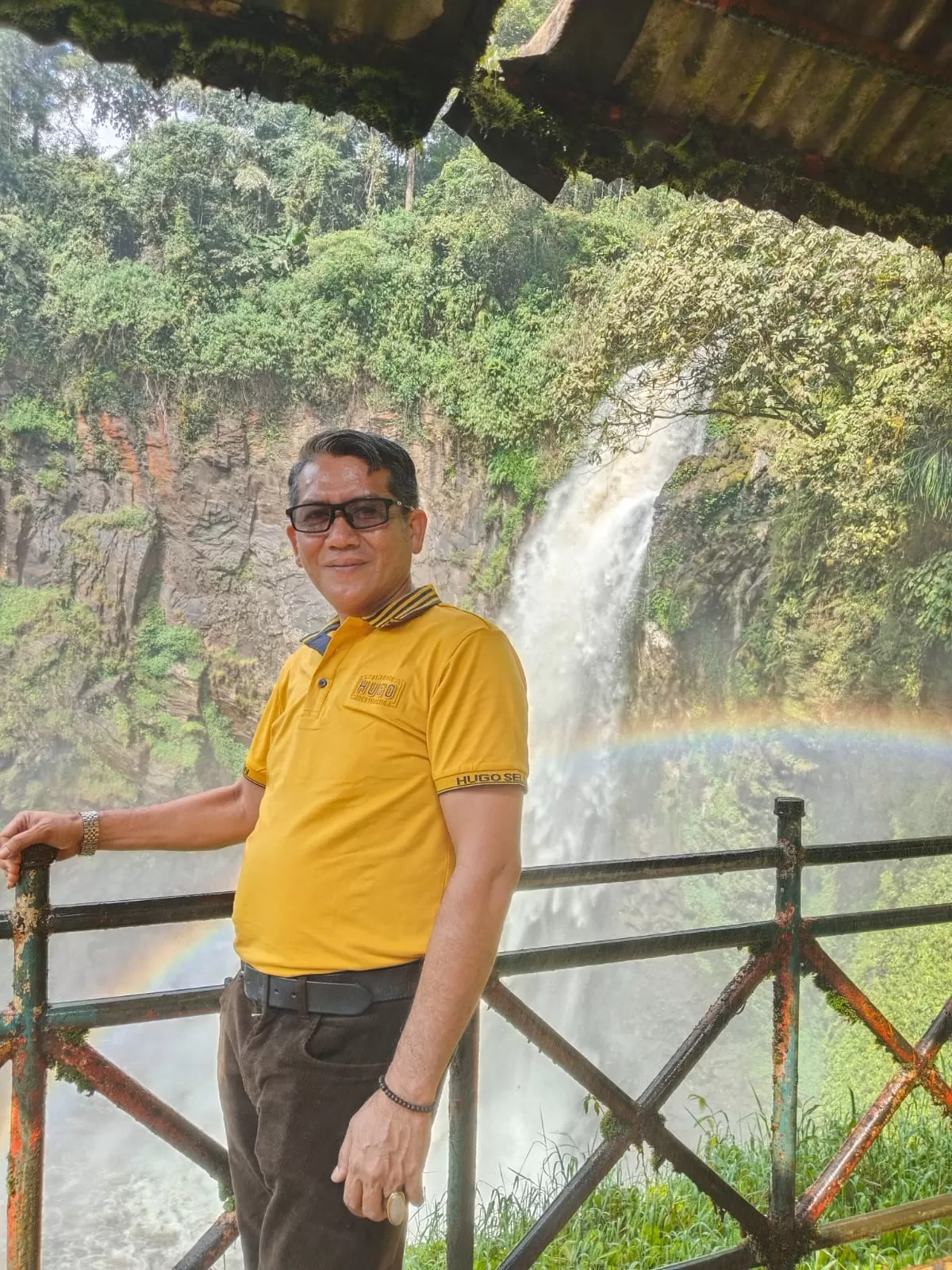 Ciderai Demokrasi, Bawaslu Didesak Tindaklanjuti Video Cagub RH Bagi-bagi Duit Saat Kampanye