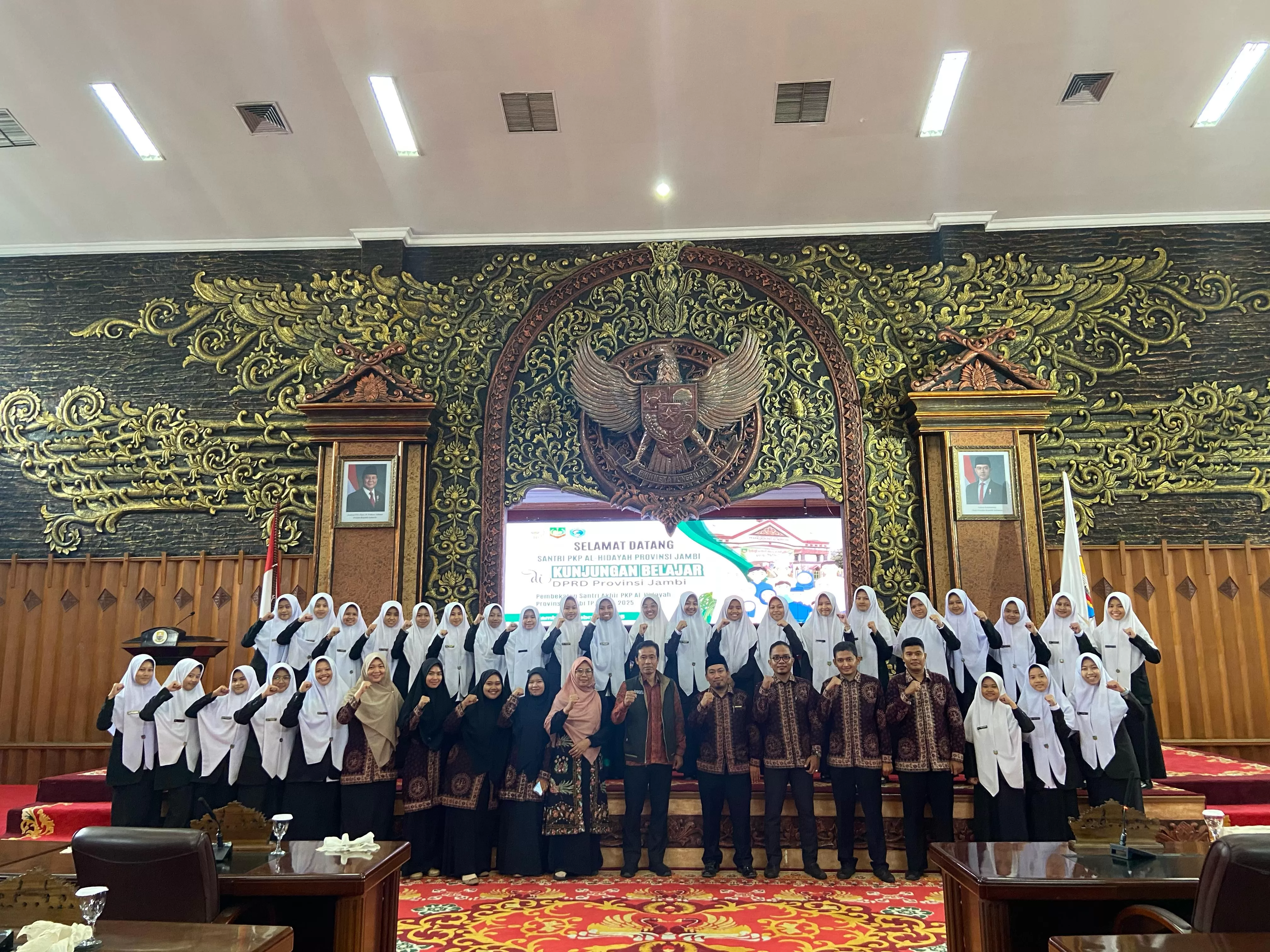 Kunjungan Belajar Santri PKP Al Hidayah Provinsi Jambi ke DPRD Provinsi Jambi