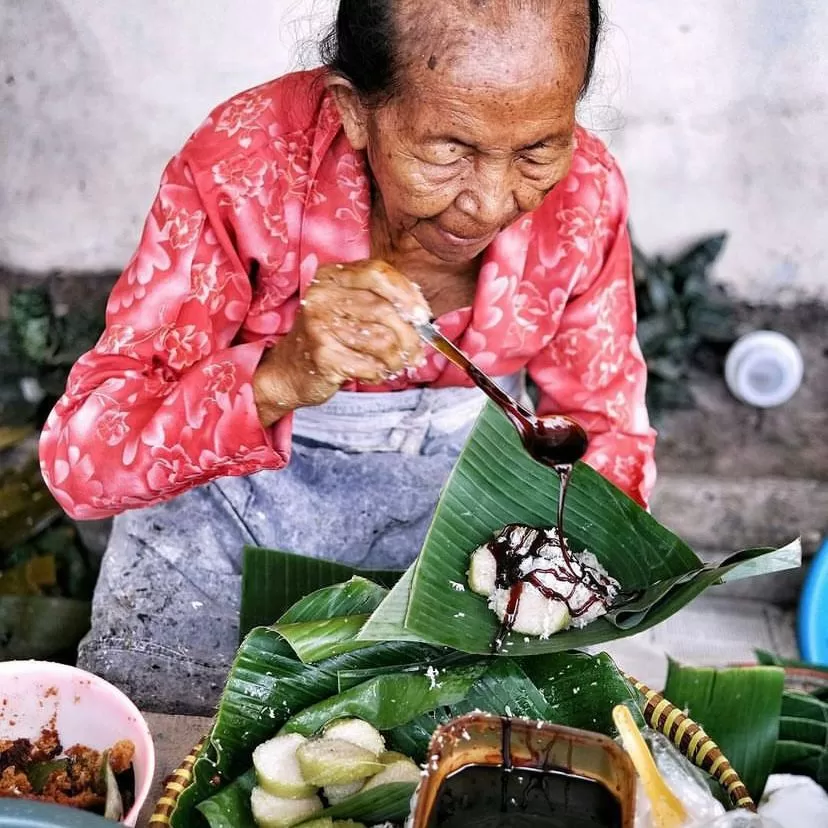 Kelezatan Legendaris Lupis Mbah Satinem Kuliner Klasik Jogja Yang