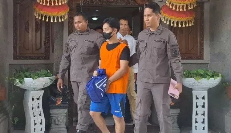 Tersangka Pelecehan Seksual Di Tabanan Bali Jero Dasaran Alit ...