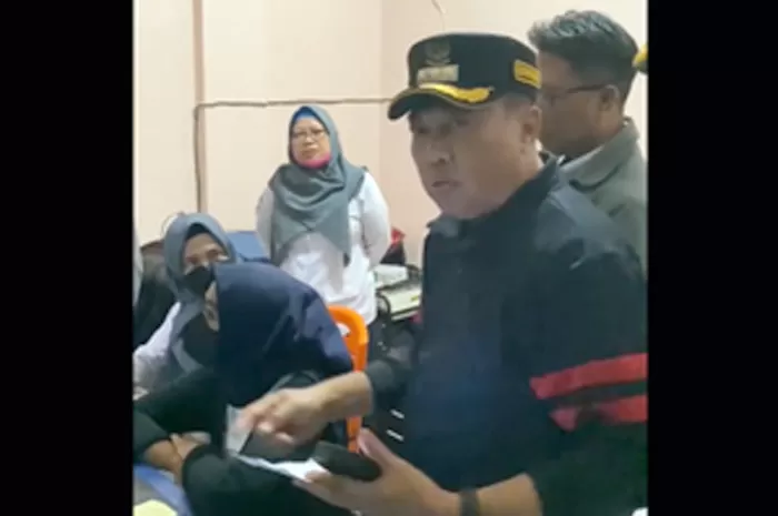 Pj Bupati Sidak Pelabuhan Jepara Usai Viral Wisatawan Tak Kebagian