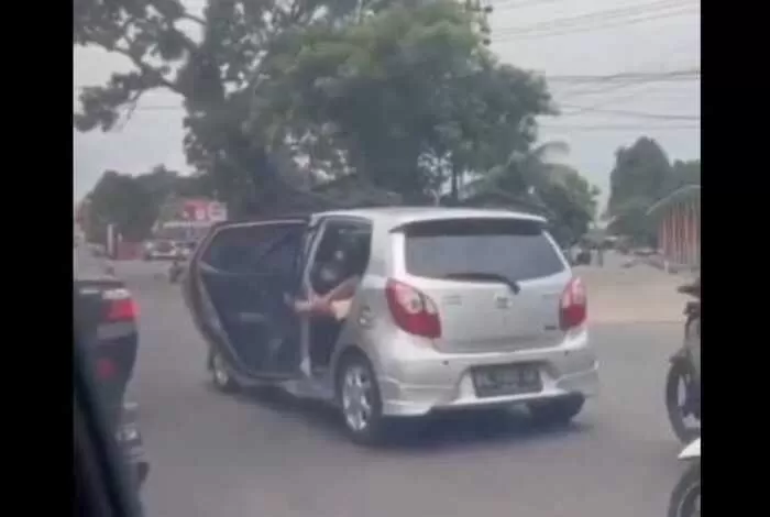 Viral! Begini Fakta Video Wanita Teriak Minta Tolong Dari Dalam Mobil ...