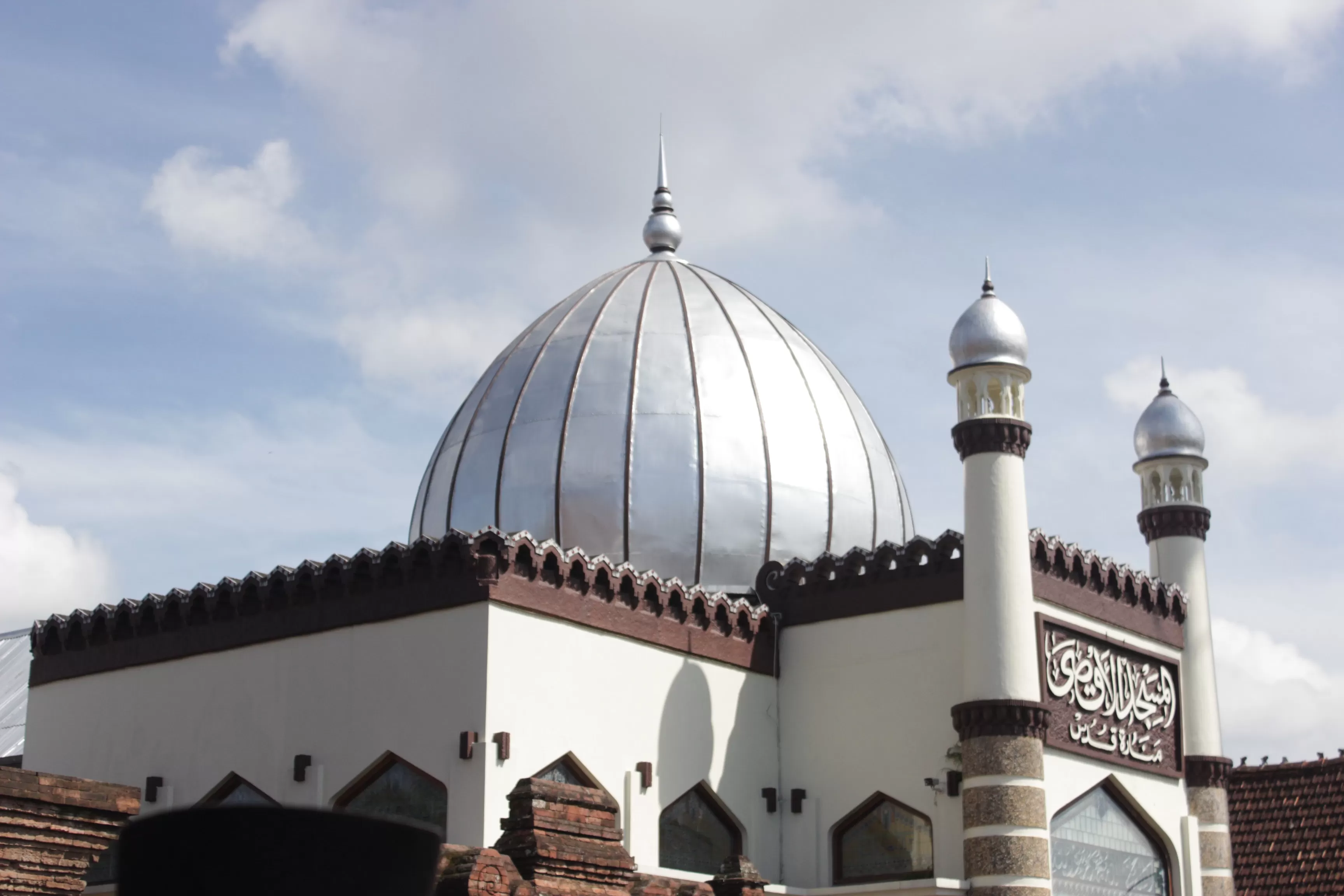 Mengenal Sejarah Masjid Menara Kudus Masjid Yang Melambangkan