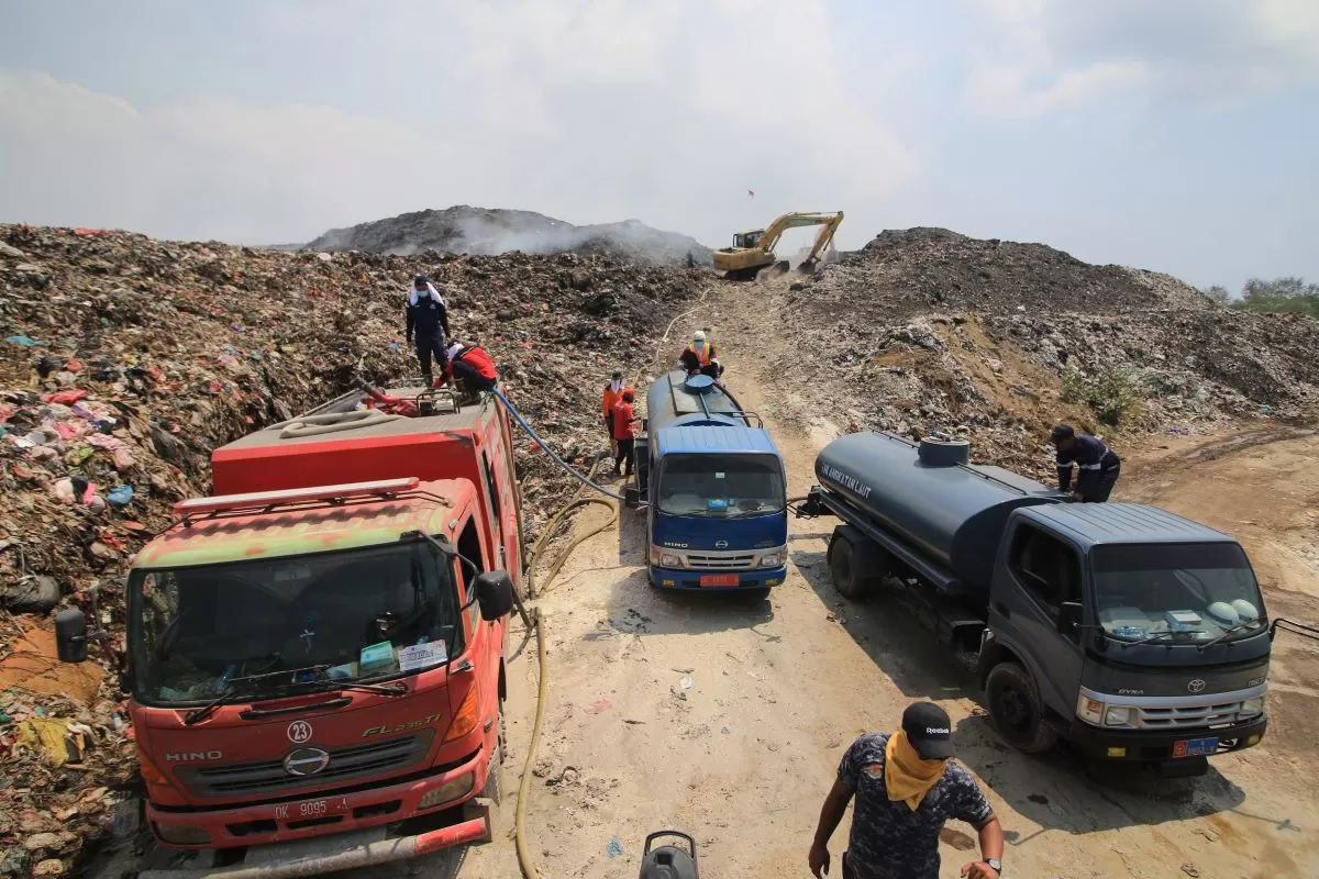 Astungkara! Kebakaran Di TPA Suwung 100 Persen Padam, Dinas Damkar ...