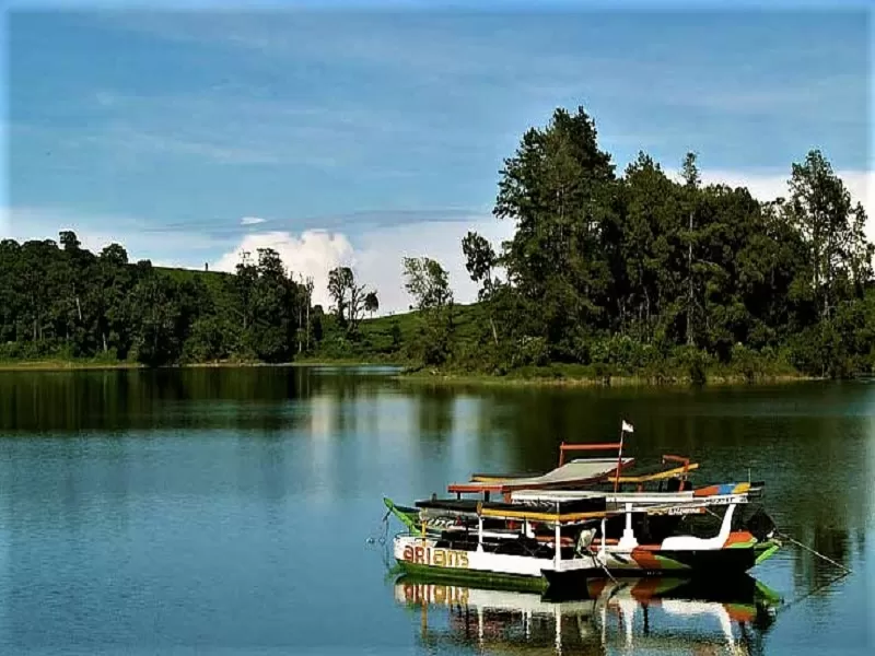 Situ Patengan Bandung - Pengalaman bersantai di tepi danau