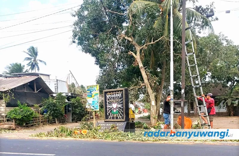 Giliran PSHT Siliragung Bongkar Tugu Perguruan Silat Yang Berdiri Di ...