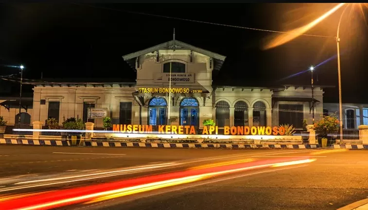 Museum Date Yuk! Museum Kereta Api Bondowoso, Museum Kereta Api Pertama ...